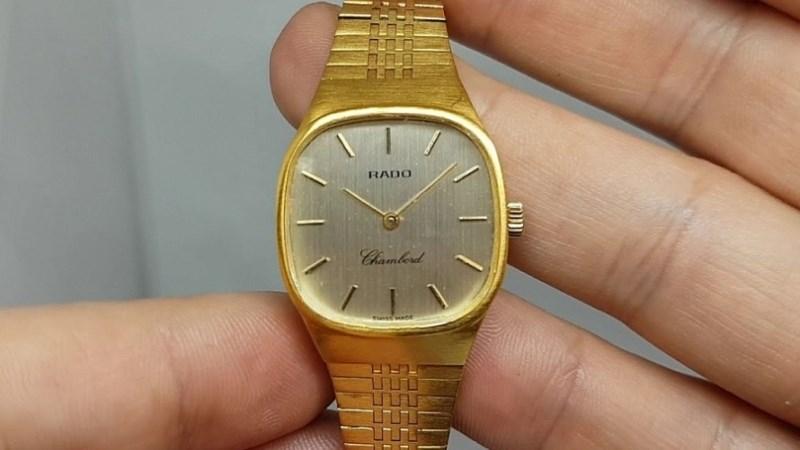 Đồng hồ Rado cổ có mức giá dao động từ 4.000.000 đồng đến 100.000.000 đồng