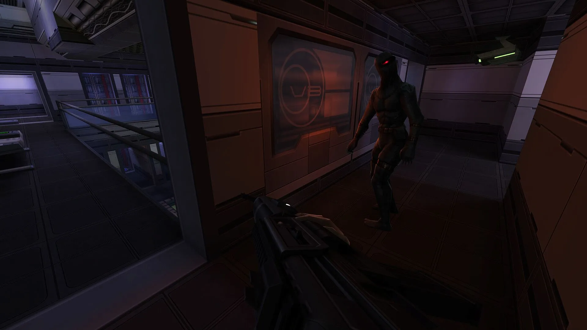 Ảnh bìa System Shock 2 25th Anniversary Remaster với nhân vật chính và kẻ thù
