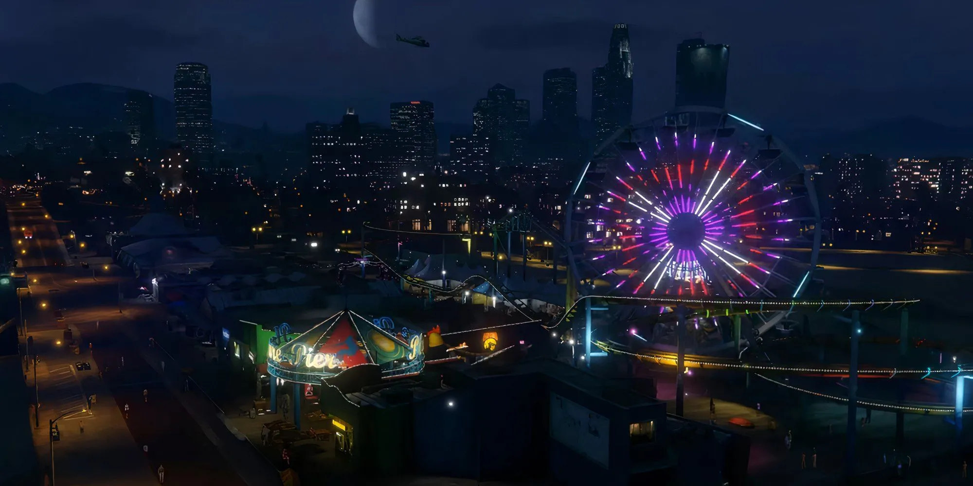 Bến tàu Del Perro rực rỡ ánh đèn về đêm trong GTA 5, một địa điểm quen thuộc của người chơi