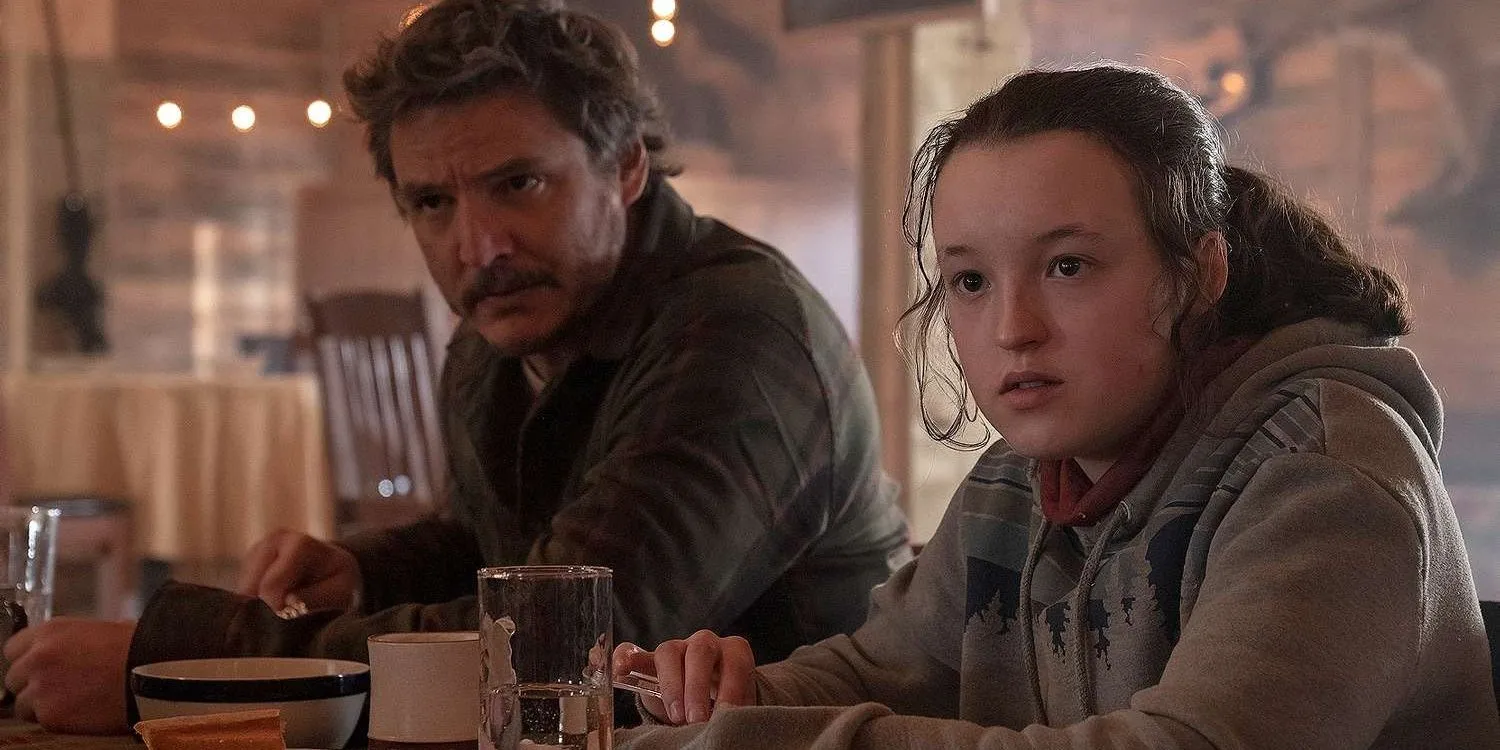 Ellie và Joel trong series The Last of Us HBO ngồi tại bàn ăn, minh họa cho sức hút của bộ phim.