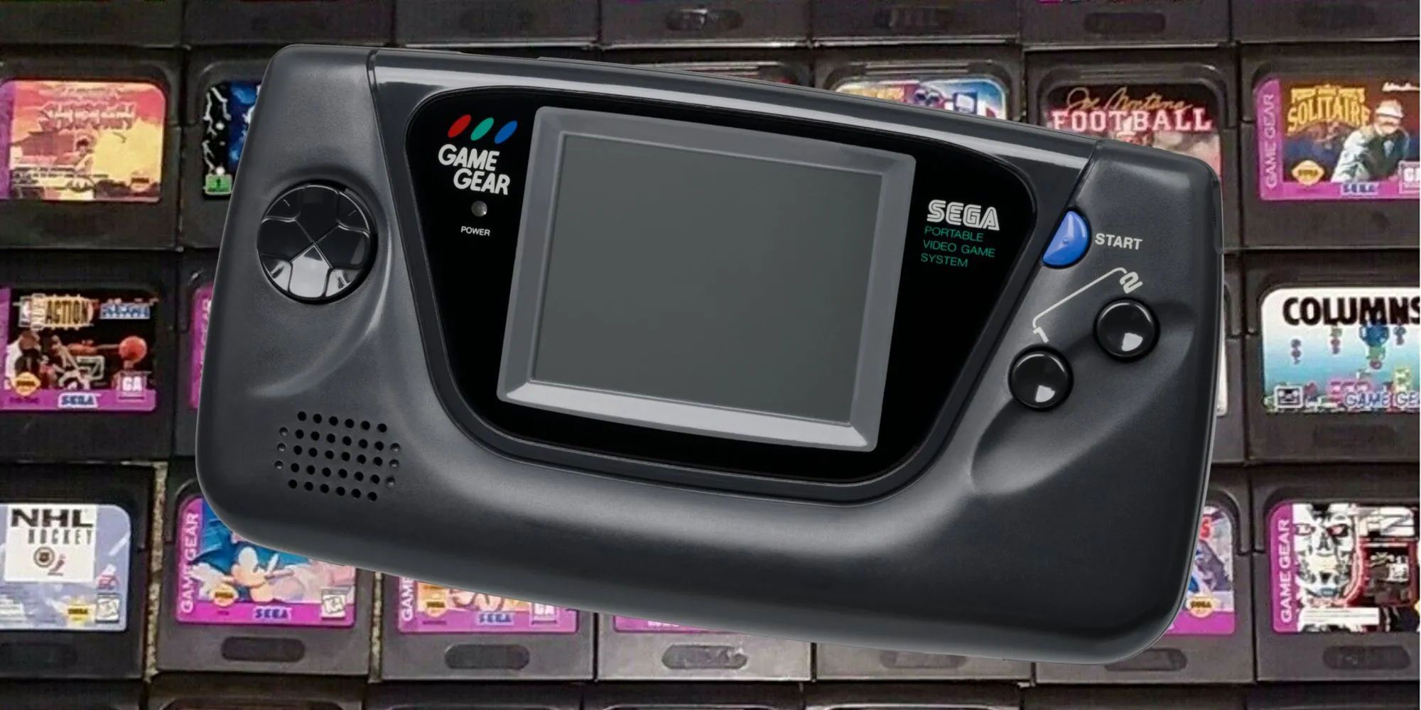 Máy chơi game cầm tay Sega Game Gear với màn hình màu và các băng game cổ điển