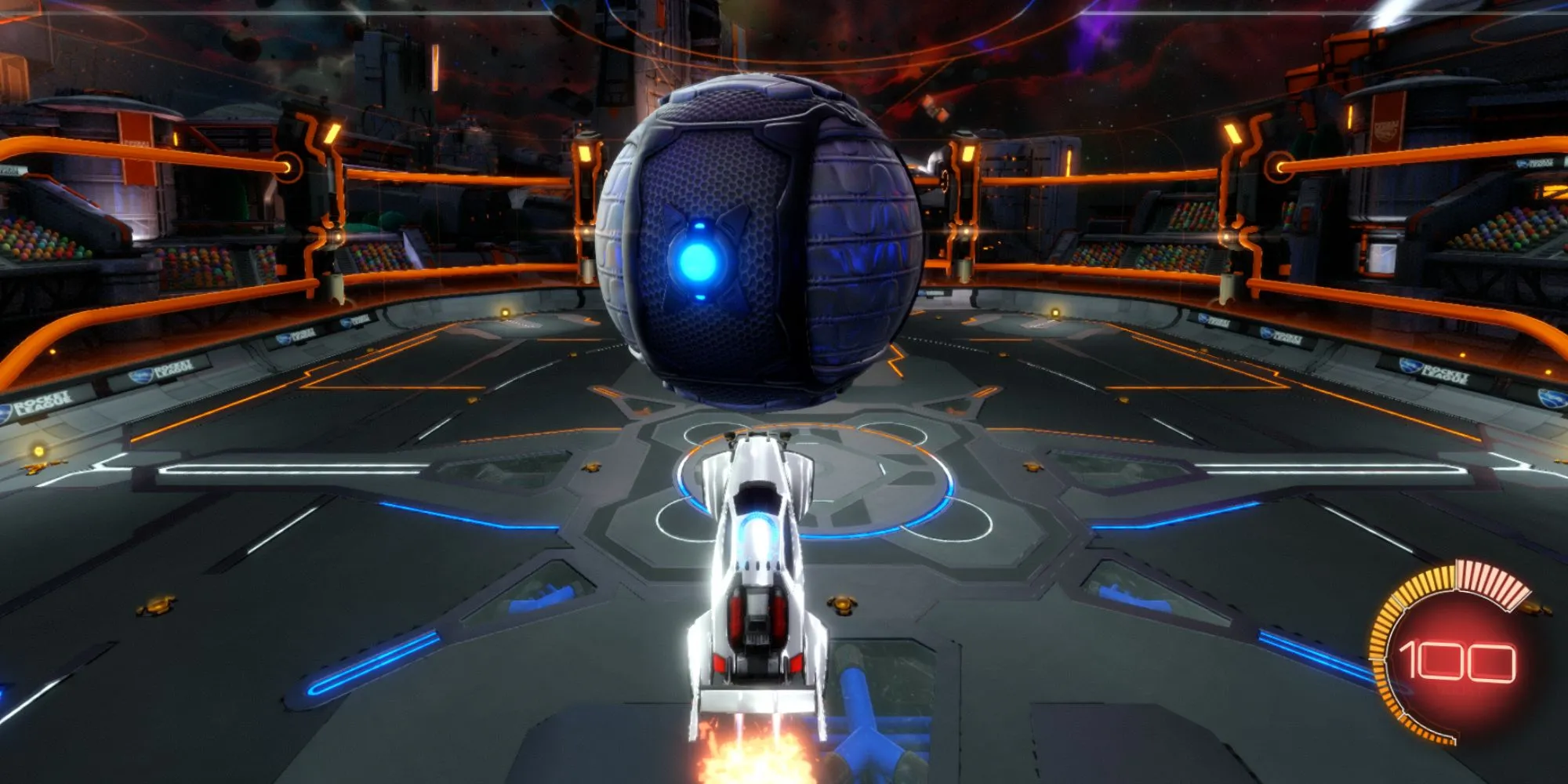 Một pha không chiến ghi bàn trong Rocket League