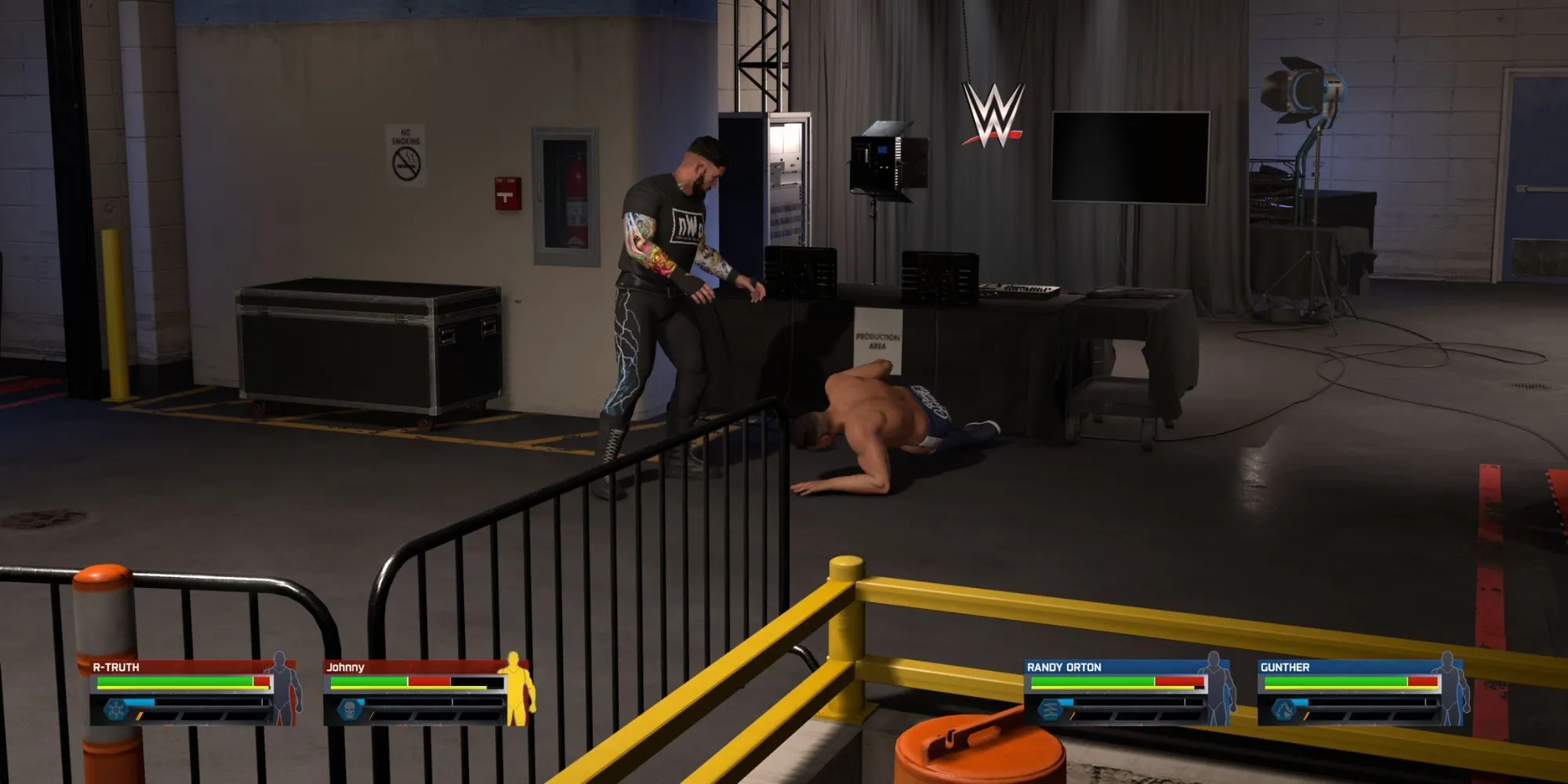 Một trận ẩu đả hậu trường trong chế độ MyRise của WWE 2K25