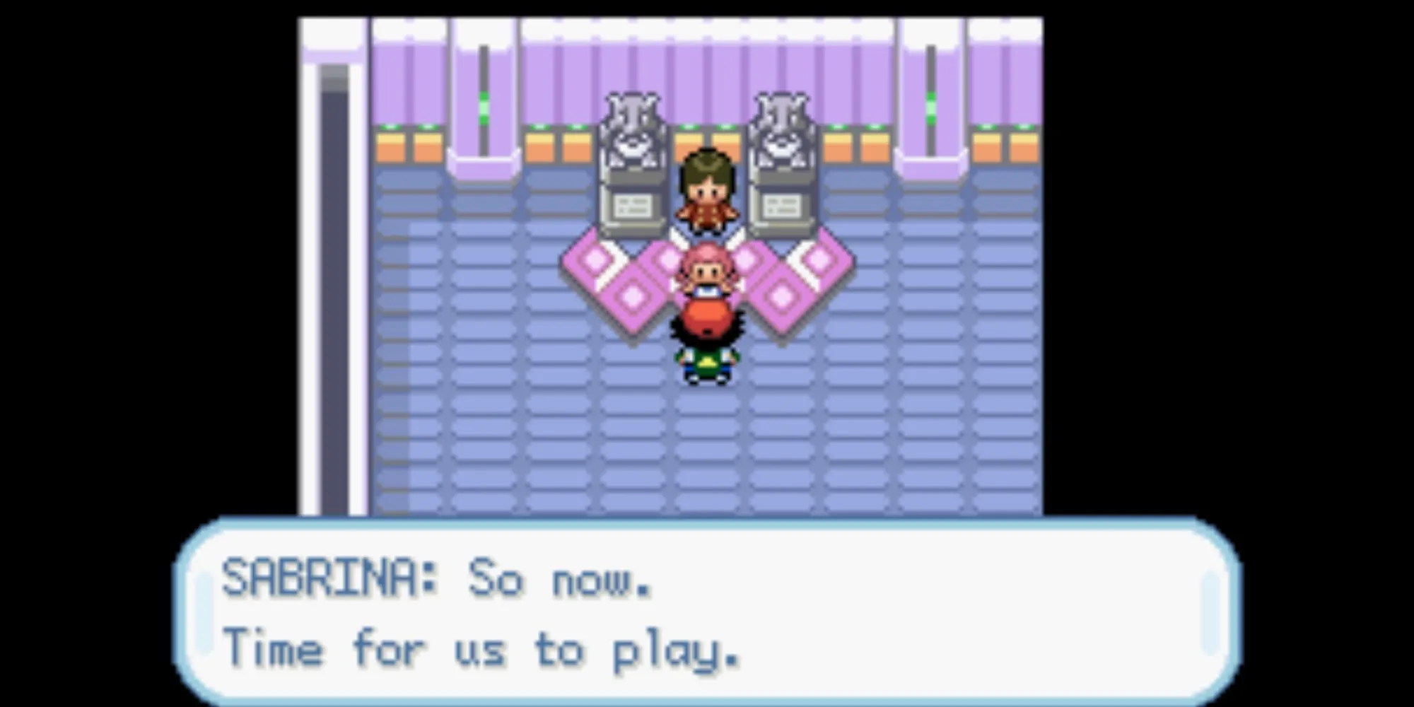 Sabrina, Thủ lĩnh Gym Saffron City, với vẻ mặt bí ẩn trong Pokémon Ash Gray