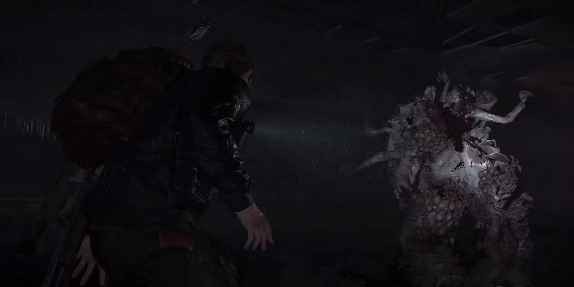 Abby đối mặt với Rat King, trùm Infected khổng lồ và đáng sợ nhất The Last of Us Part 2.