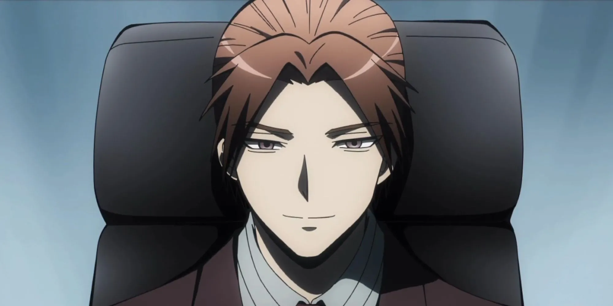 Chủ tịch hội đồng Gakuhō Asano trong Assassination Classroom với vẻ mặt nghiêm nghị