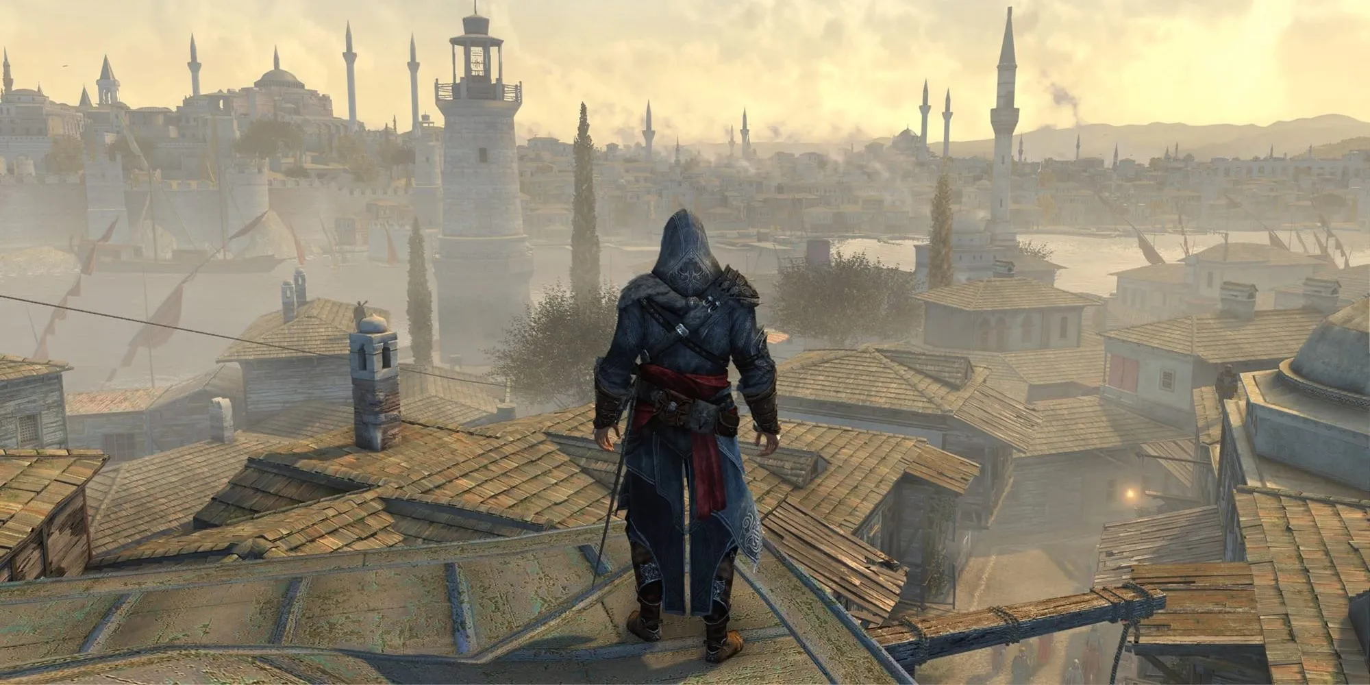 Ezio Auditore đi trên mái nhà trong Assassin's Creed Revelations