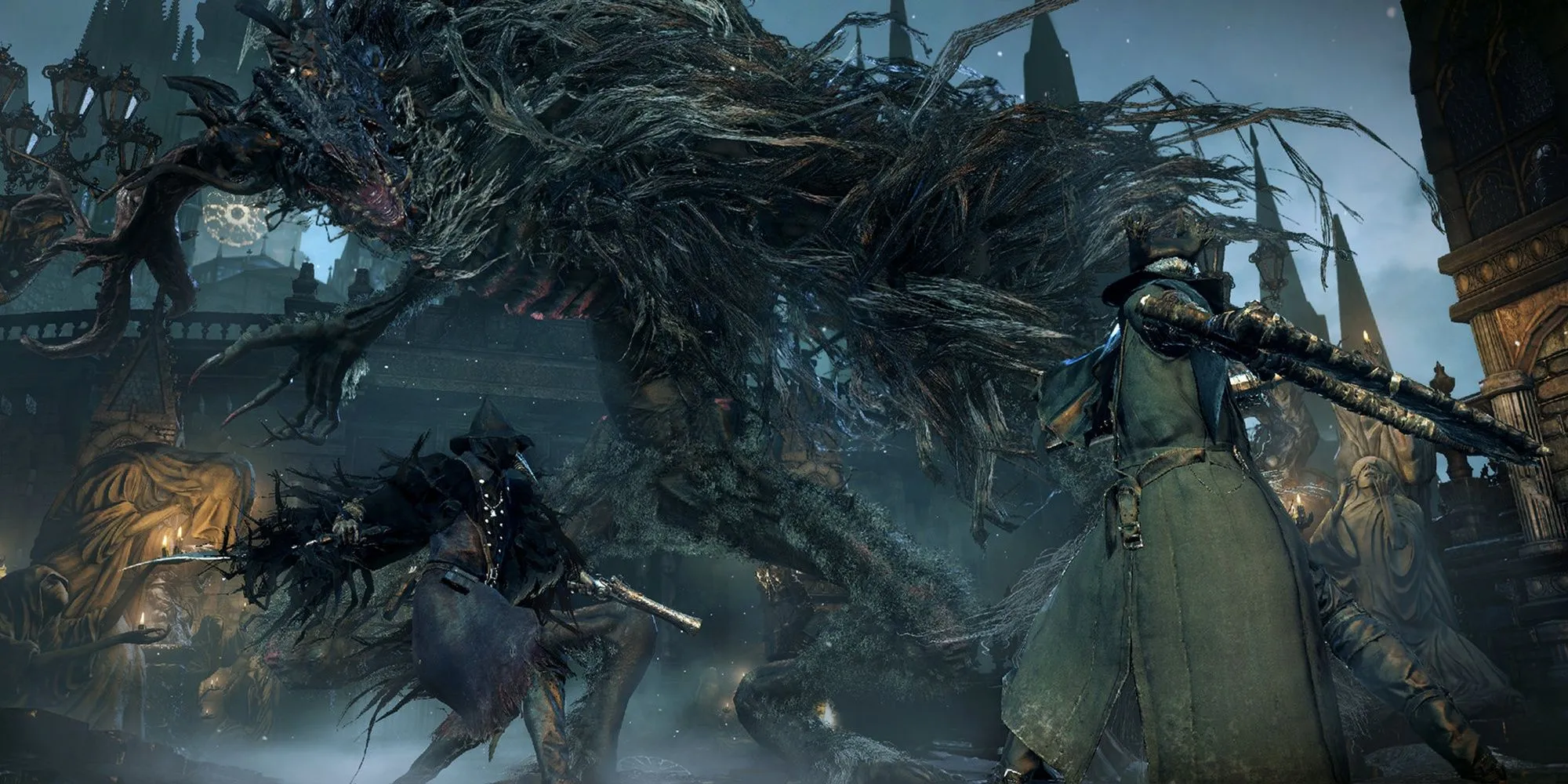 Hình ảnh từ game Bloodborne, thể hiện một cảnh chiến đấu với quái vật trùm