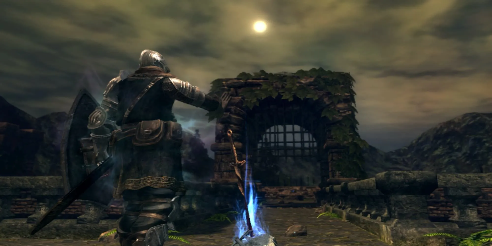Người chơi nghỉ ngơi tại Bonfire quen thuộc trong game Dark Souls