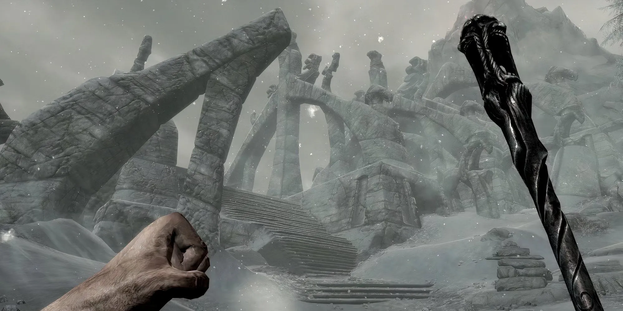 Nhân vật cầm cây trượng Wabbajack kỳ quặc trong Skyrim