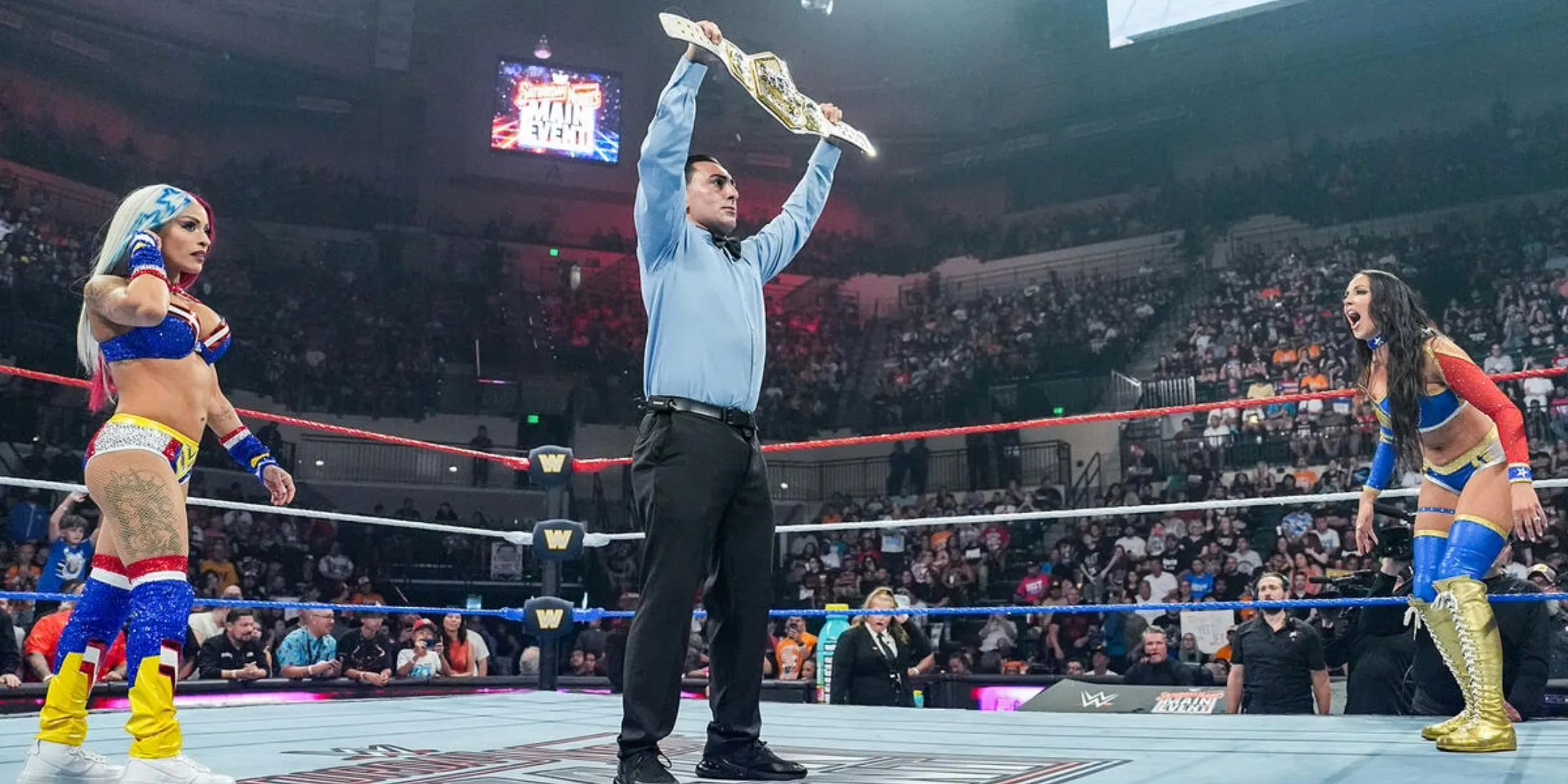 Zelina Vega đối đầu Chelsea Green trong trận tranh đai United States Championship nữ tại WWE Saturday Night Main Event