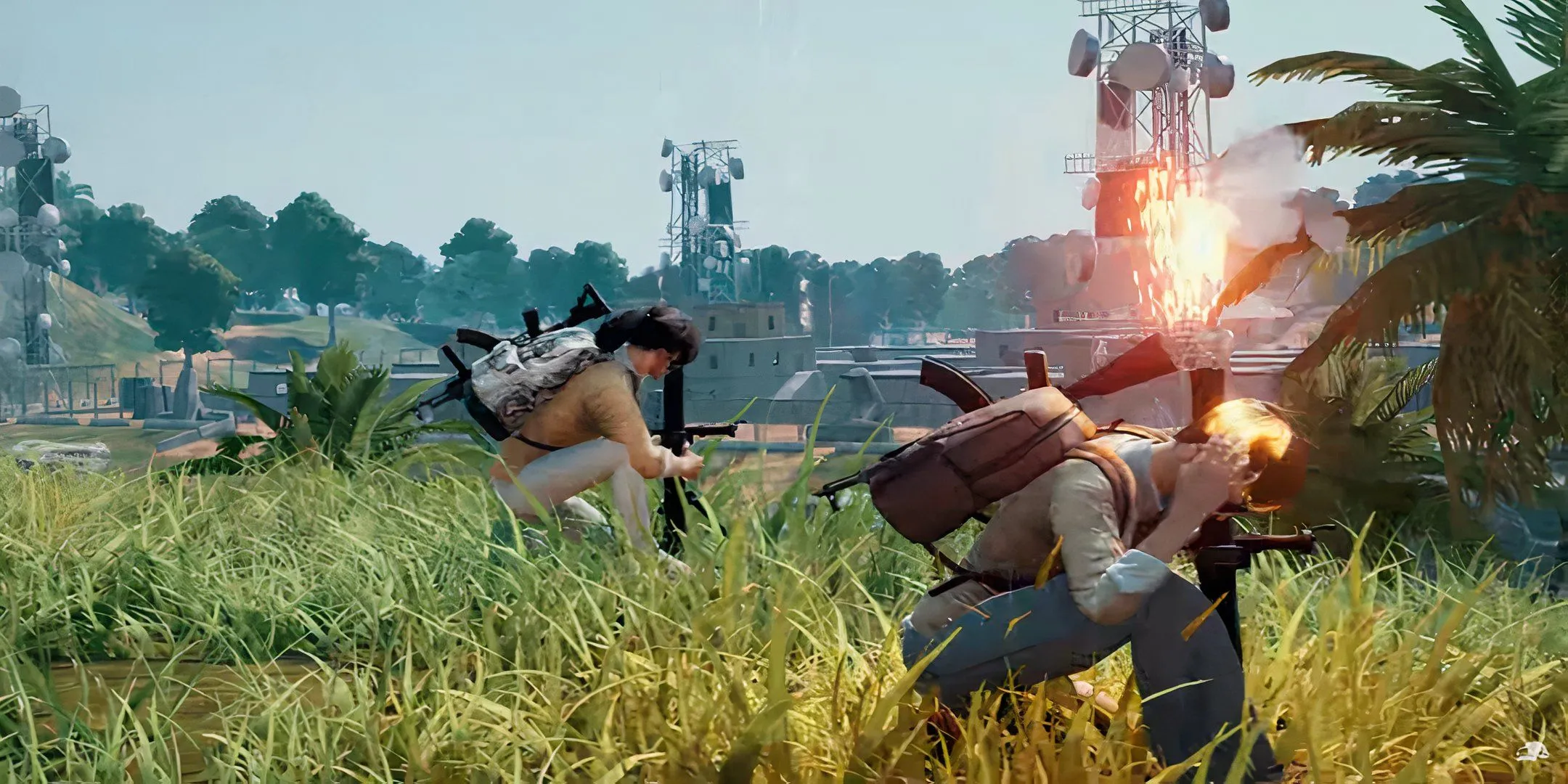 Hai game thủ PUBG Mobile sử dụng súng cối trong trận đấu
