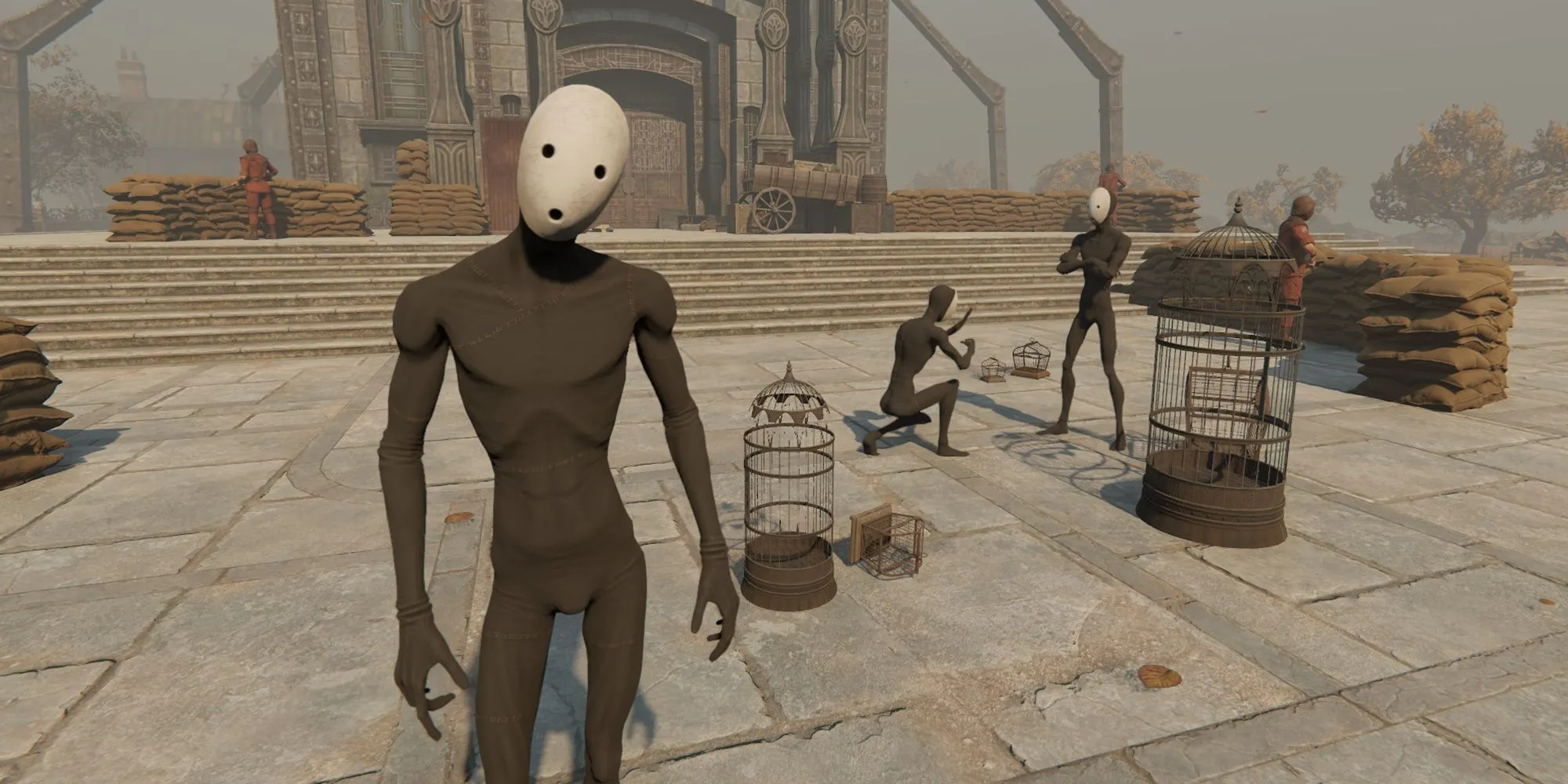 Nhân vật trong Pathologic 2 đứng giữa những lồng và kiến trúc kỳ lạ, thể hiện không khí u ám của game kinh dị sinh tồn.
