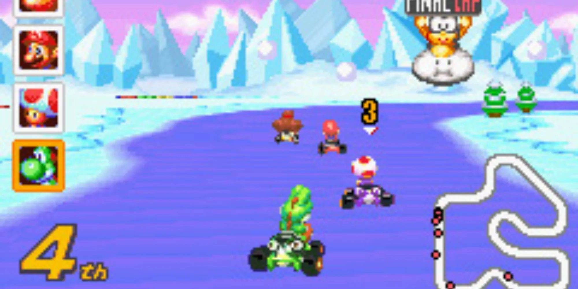 Yoshi dẫn đầu cuộc đua với Toad, Mario và Donkey Kong trong Mario Kart: Super Circuit trên GBA.
