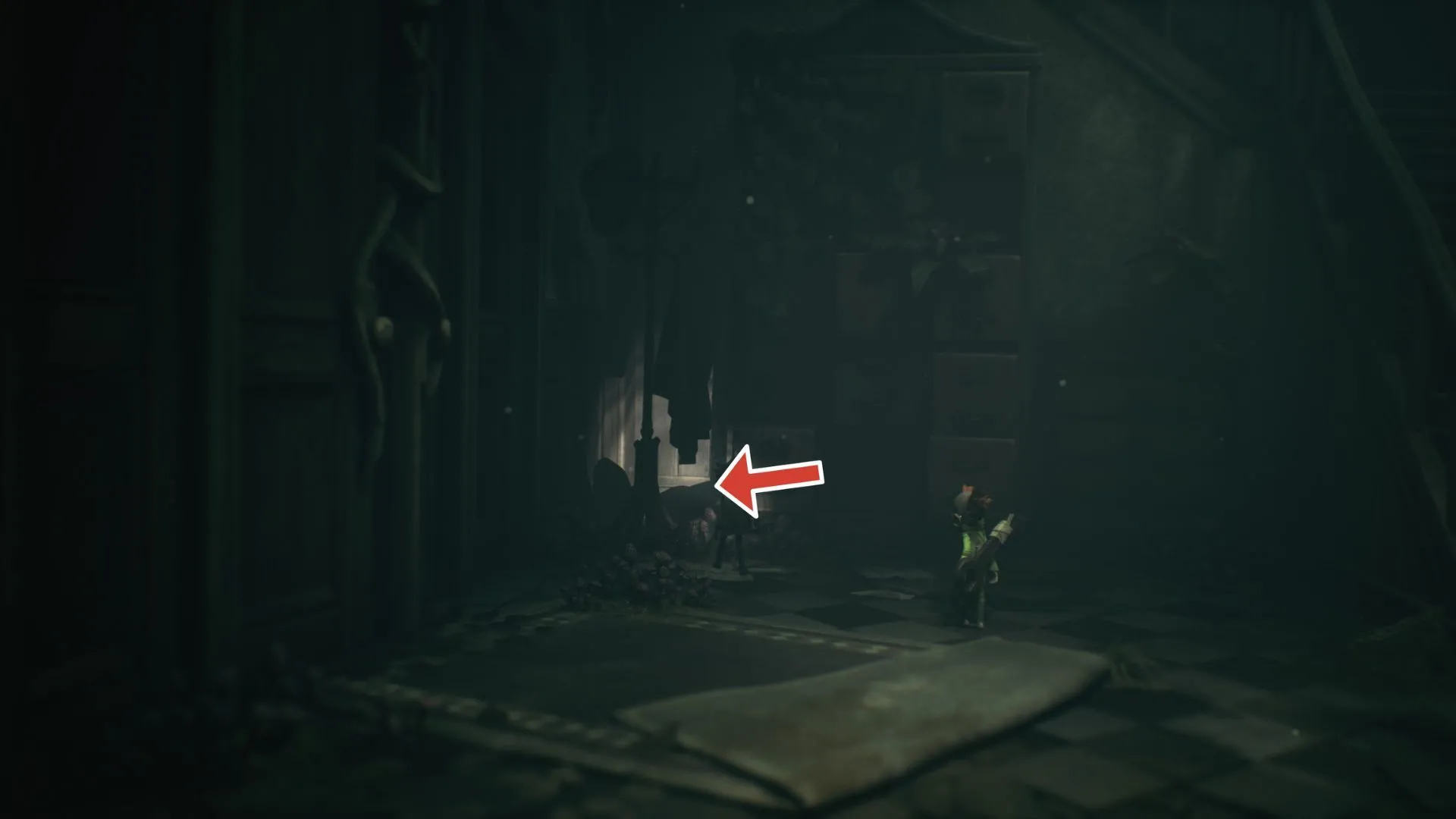 Hồn ma #4 nằm gần tủ và móc áo trong phòng sau hố nấm, cần leo qua cửa sổ và tránh cầu thang lớn