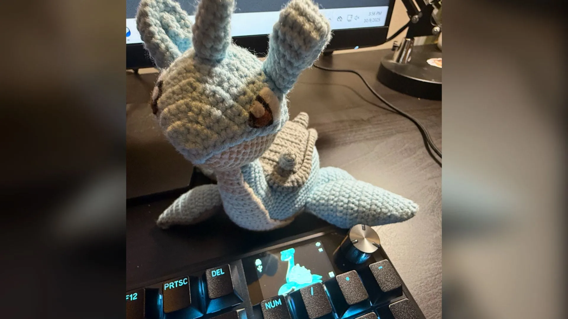 Layout 96% của Corsair VANGUARD PRO 96 với numpad tích hợp nhưng kích thước nhỏ gọn
